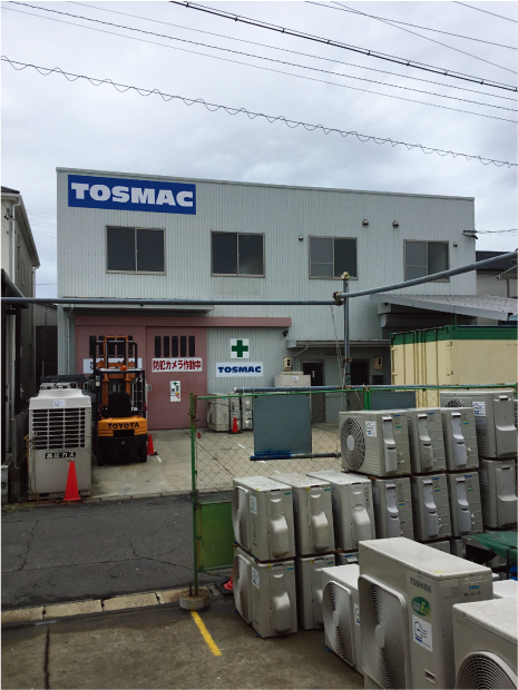 整備工場・リース供給商品倉庫風景